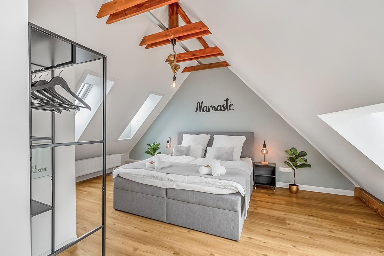 Namaste Homes - Ferienwohnung Mit Dachterrasse Bad Windsheim Exteriör bild