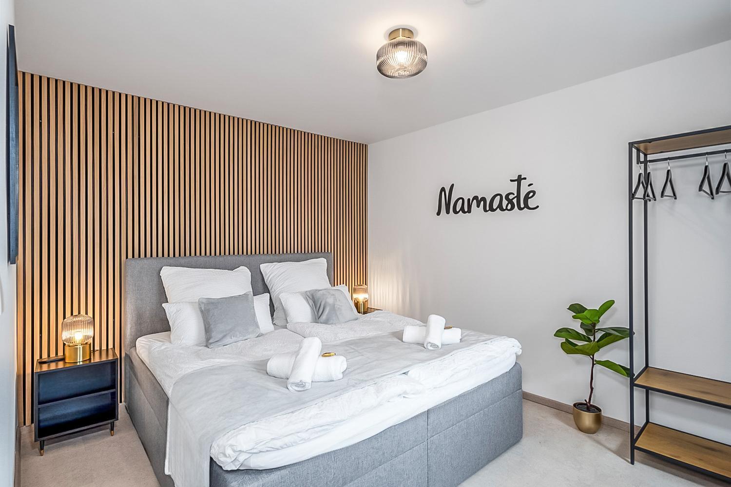 Namaste Homes - Ferienwohnung Mit Dachterrasse Bad Windsheim Exteriör bild