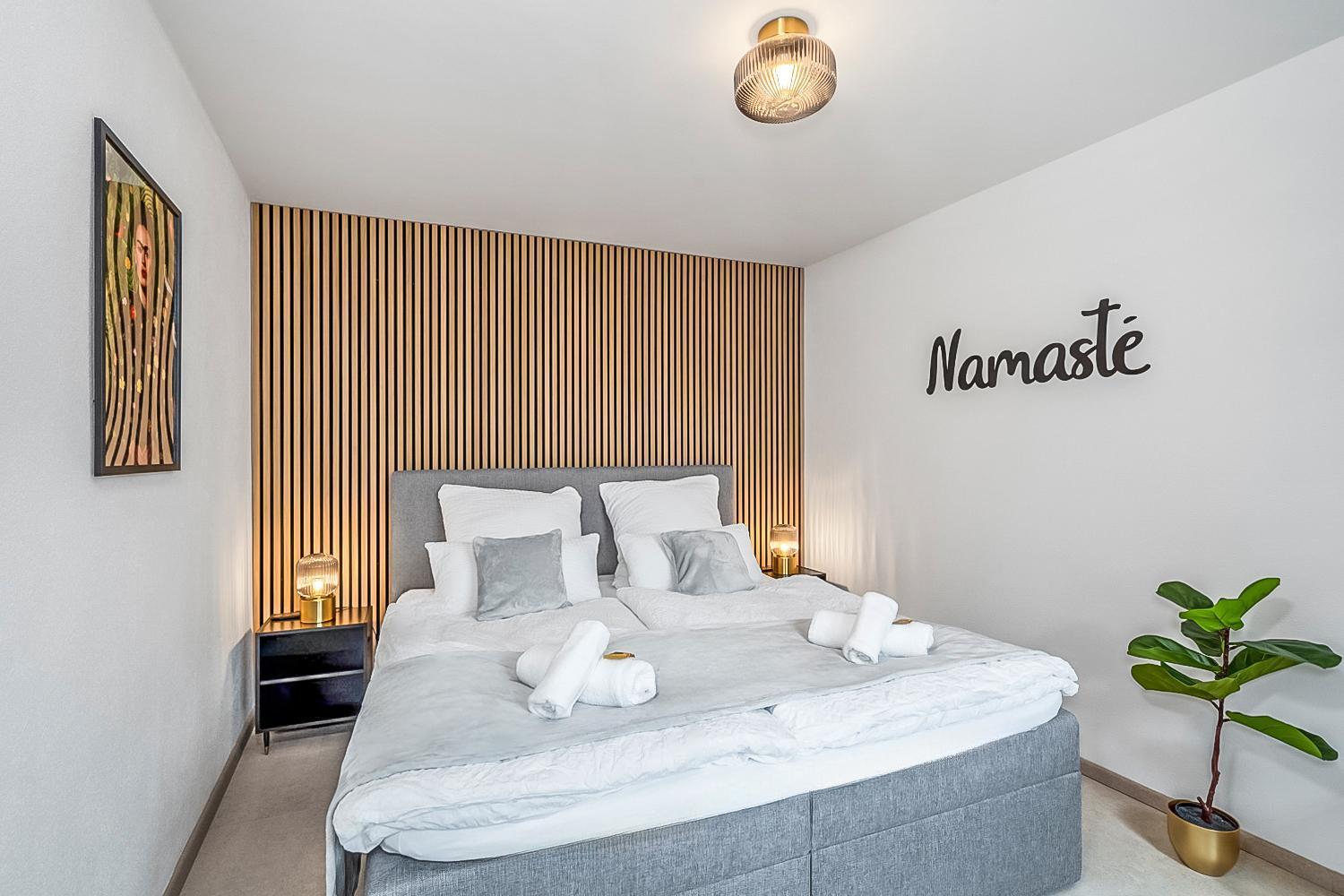 Namaste Homes - Ferienwohnung Mit Dachterrasse Bad Windsheim Exteriör bild