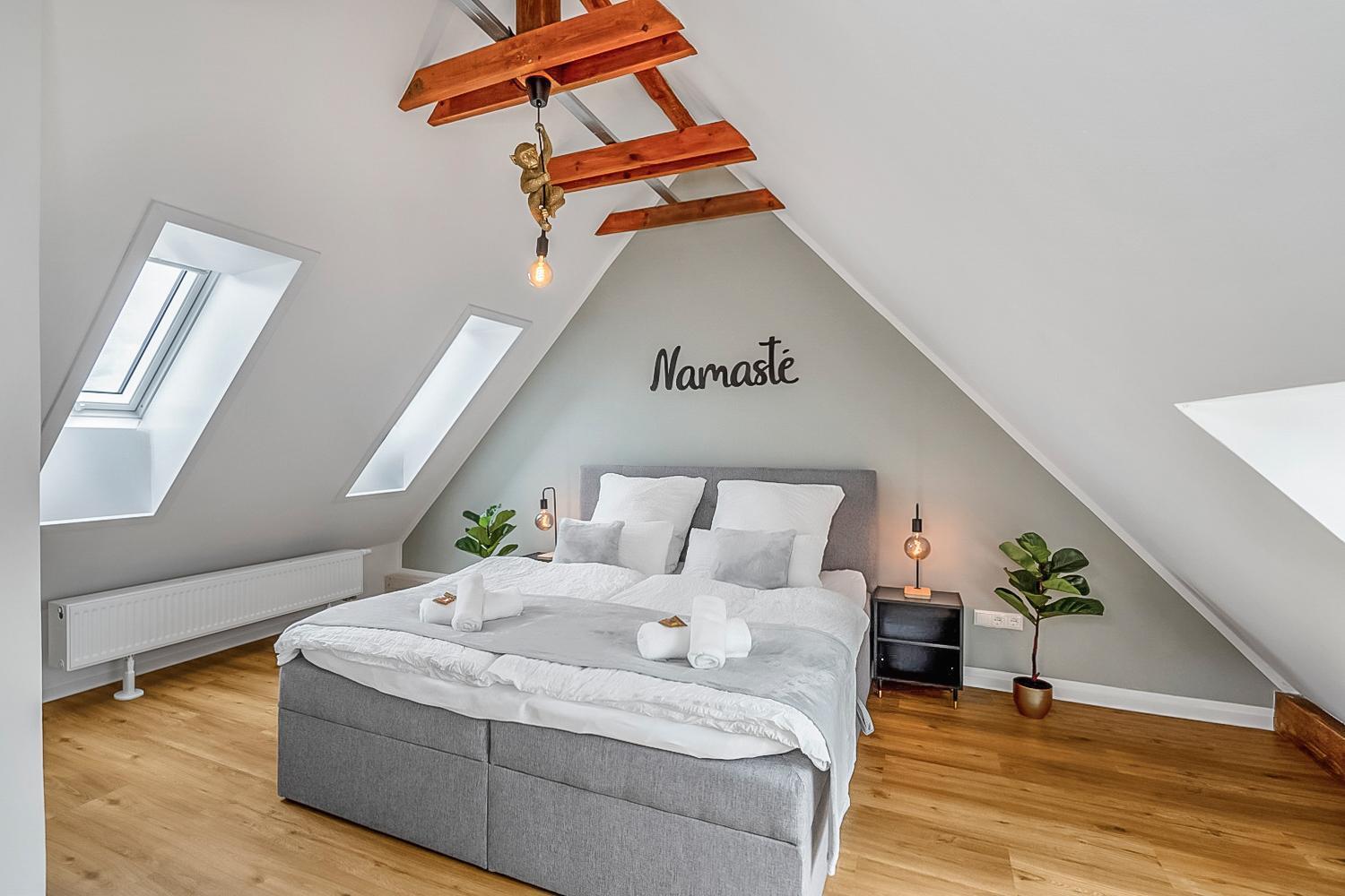 Namaste Homes - Ferienwohnung Mit Dachterrasse Bad Windsheim Exteriör bild